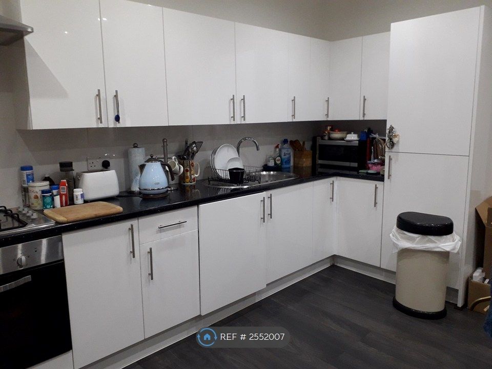Property photo 3 of 4