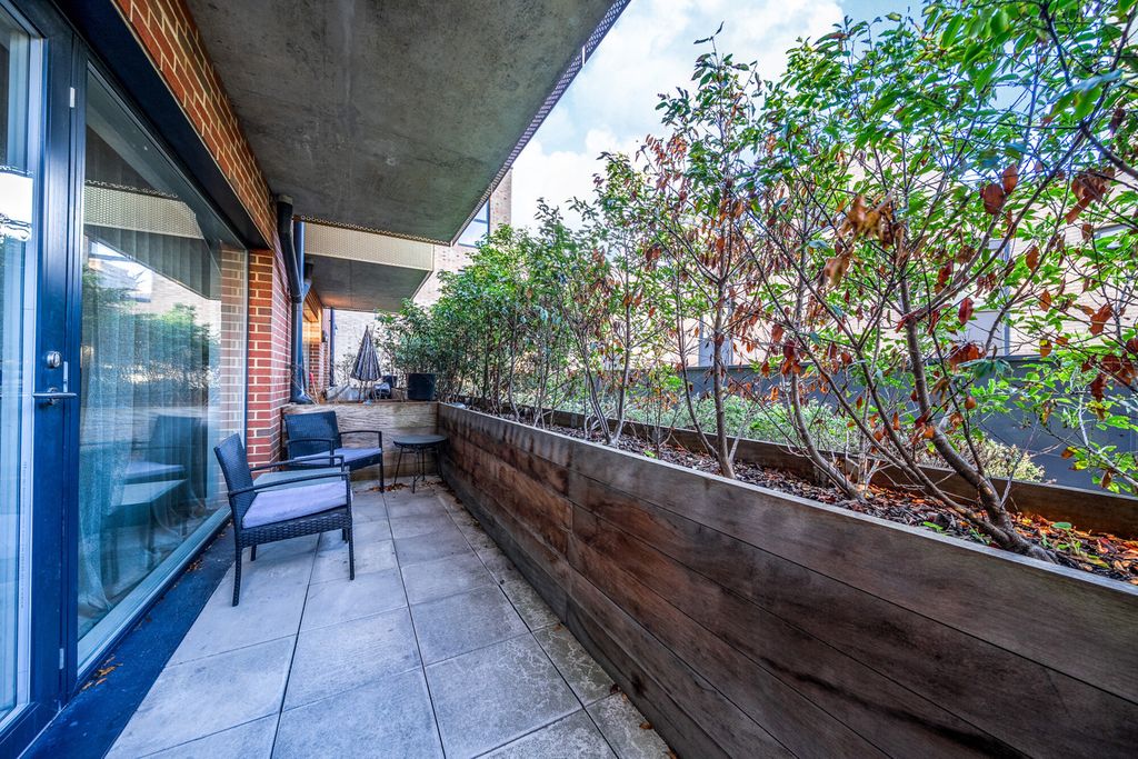 Property photo 2 of 26 Balcony