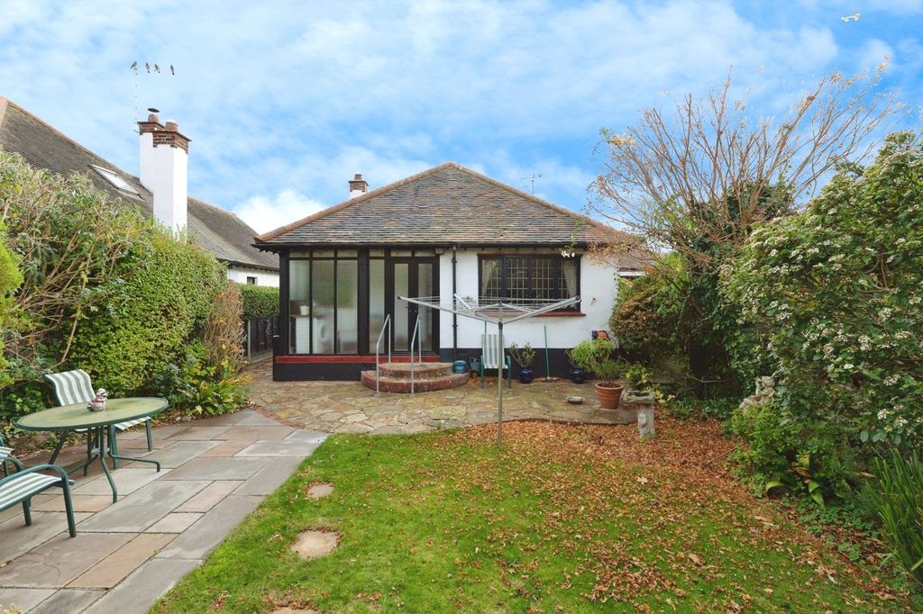 Property photo 2 of 16 Picture No. 22