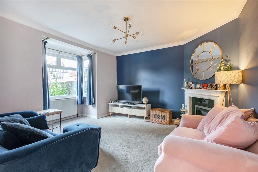 Property photo 2 of 15 Reception