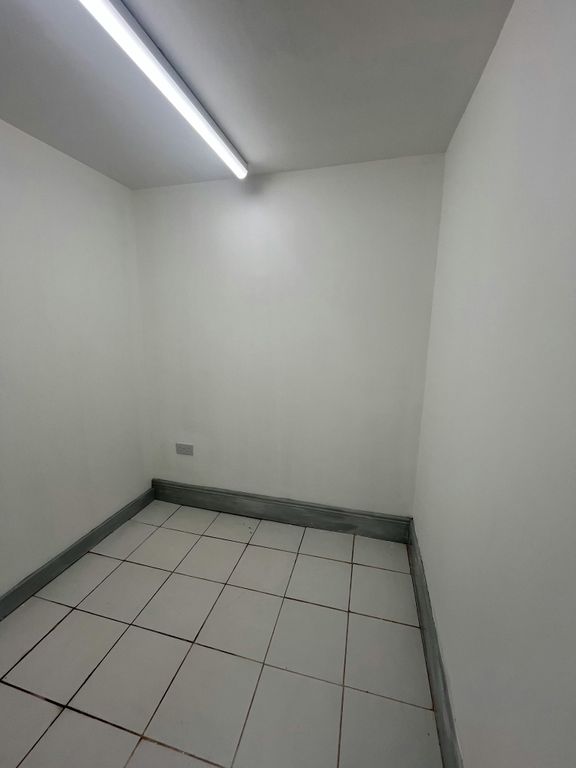 Property photo 3 of 5 Fef8EE53-D304-4309-9Ebf-7Addc1Bd4082.Jpeg