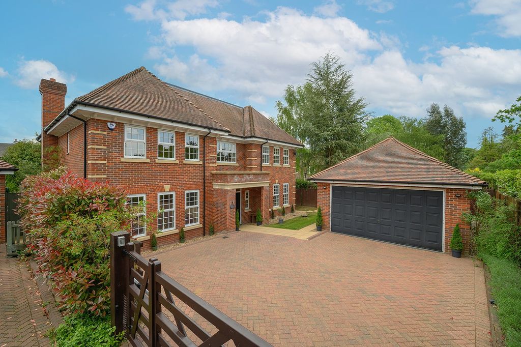 Property photo 1 of 25 Picture No. 82