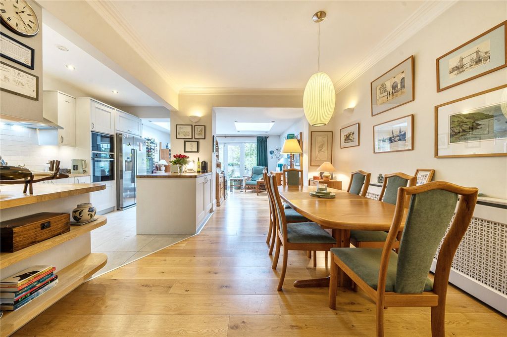 Property photo 2 of 21 Picture No. 09