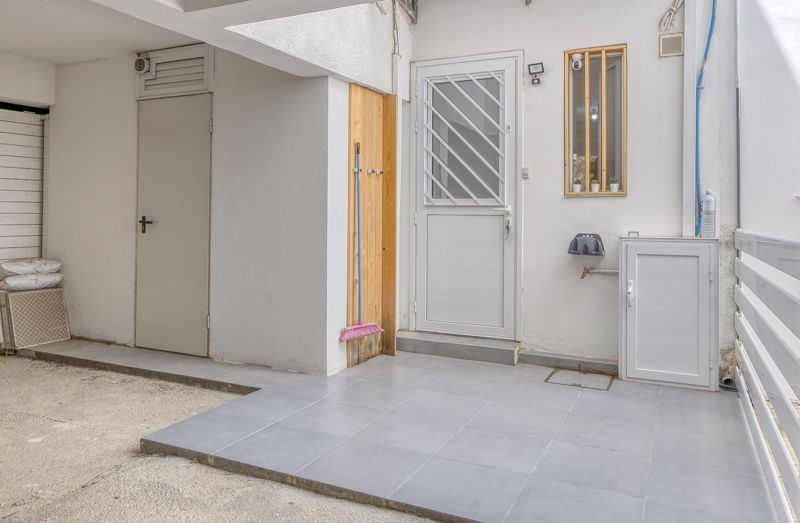 Property photo 2 of 12 Entrance And...