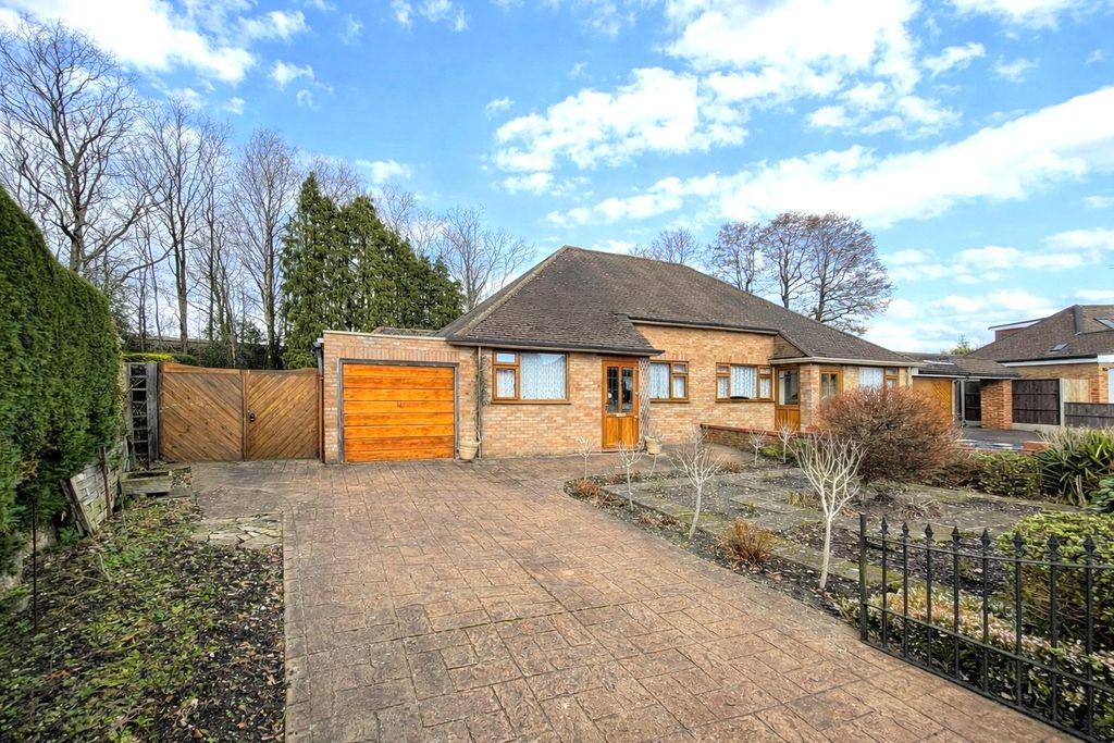 Property photo 1 of 32 Picture No. 24