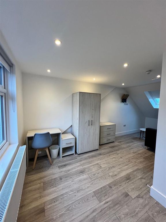 Property photo 2 of 7 Img_9321.Jpg