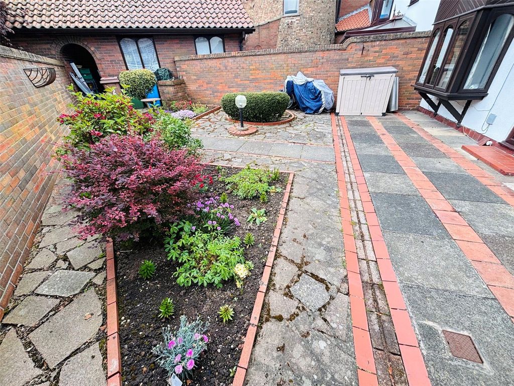 Additional image 4 of 2 bed semi-detached house for saleHook Road, Goole, East Yorkshire DN14