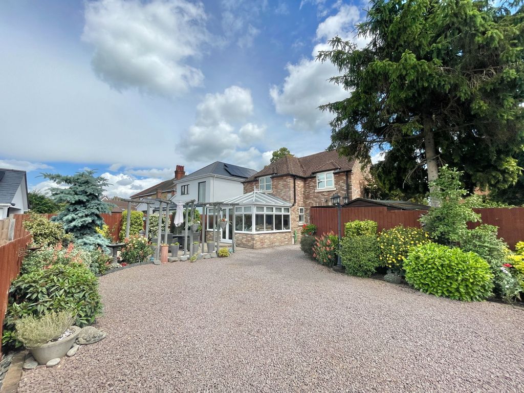 Property photo 1 of 37