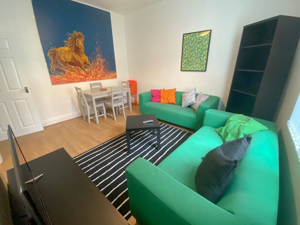 Property photo 2 of 10 47 Claremont Road(6)