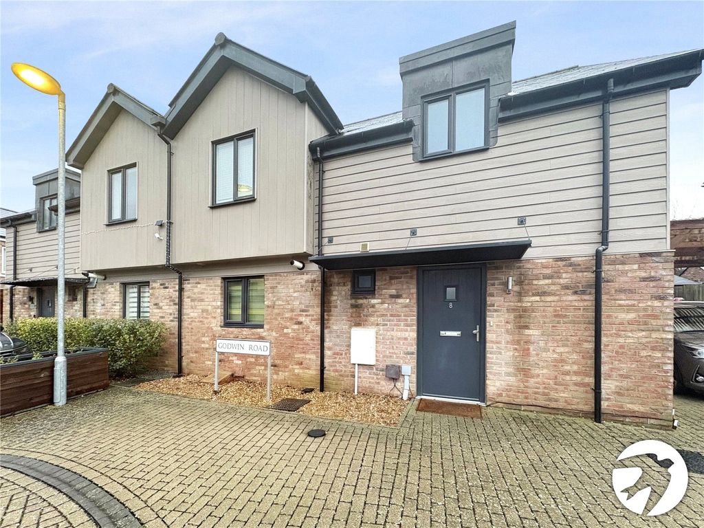 Property photo 1 of 12 External