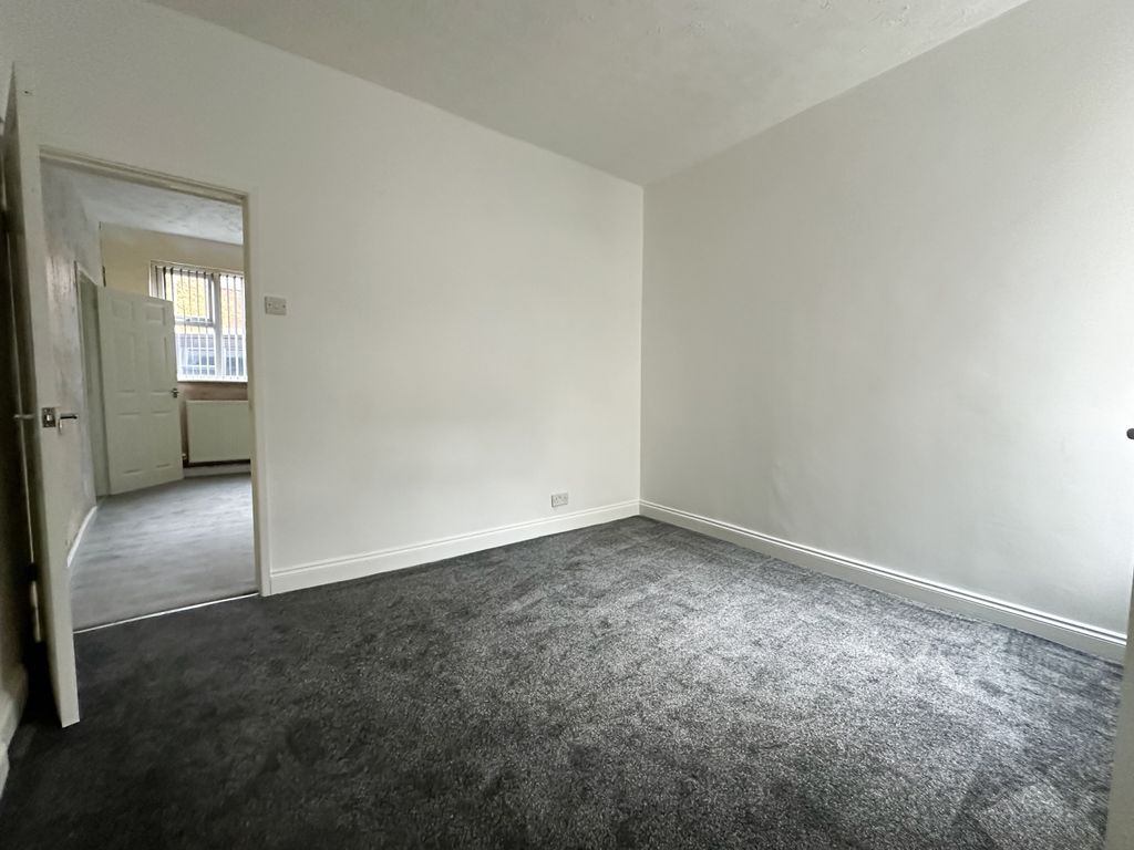 Property photo 3 of 9 Img_6454