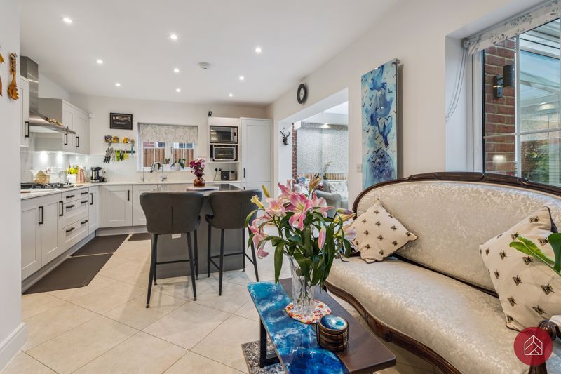 Property photo 3 of 28 Photo 2