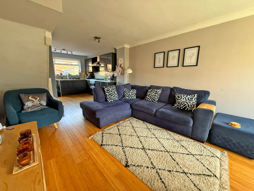 Property photo 2 of 10 Img_6402