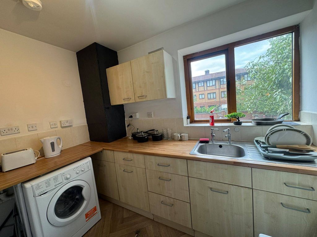 Property photo 3 of 4