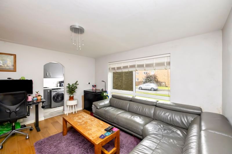 Property photo 2 of 12 Photo 8