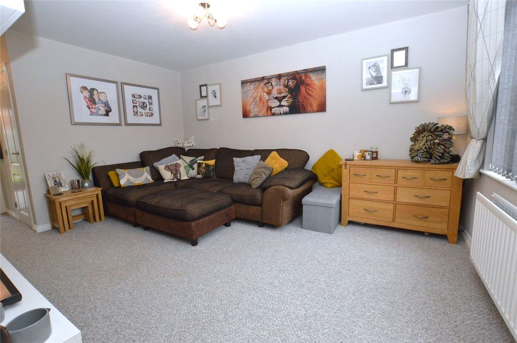 Property photo 2 of 17 Picture No. 02