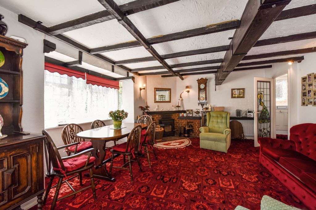 Property photo 3 of 15