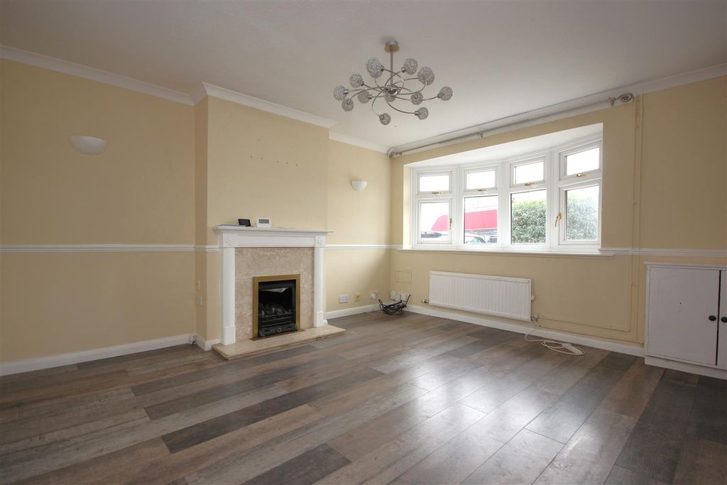 Property photo 2 of 14 Img_9123.Jpg