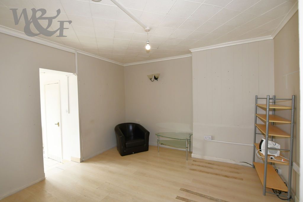 Property photo 3 of 24 Photo 7
