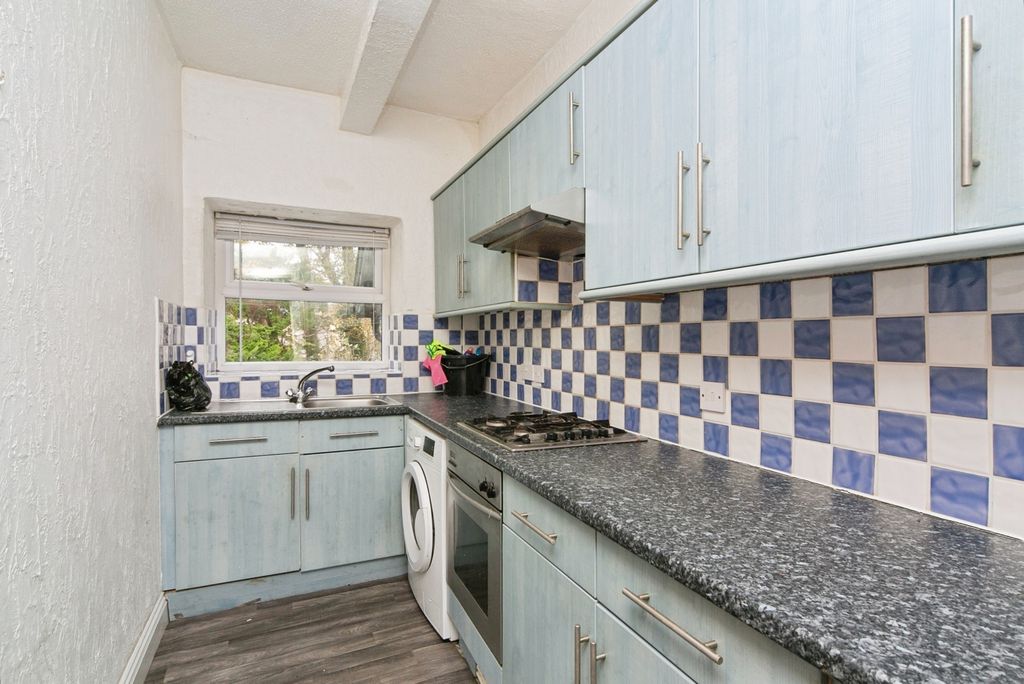 Property photo 3 of 17 Pbox-Img.Jpg