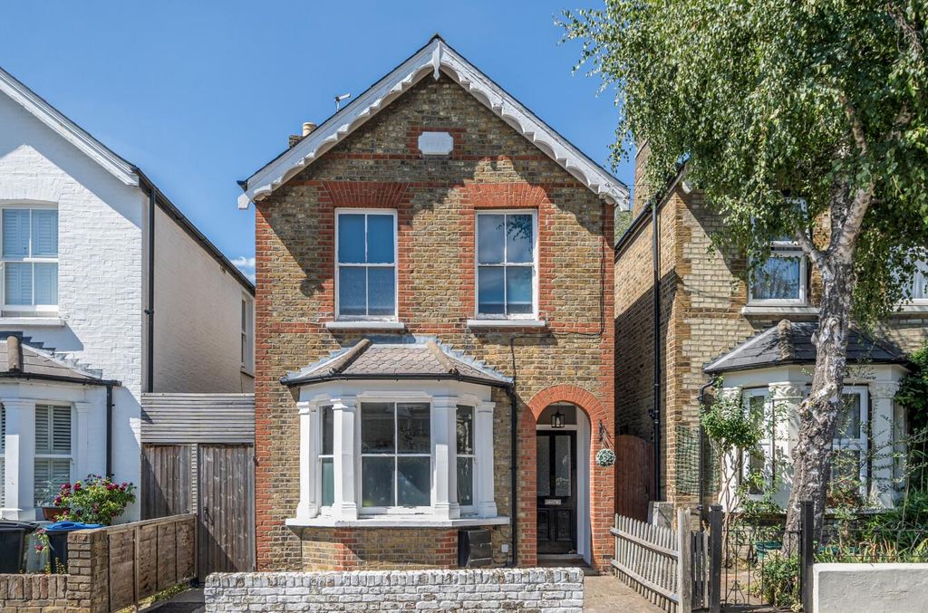 Property photo 1 of 19