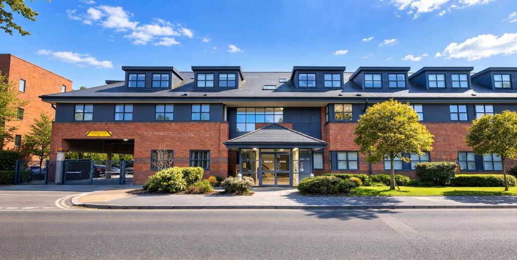 Property photo 1 of 14