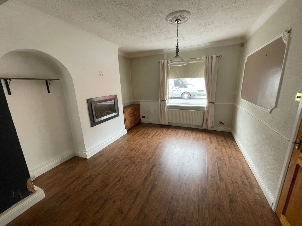Property photo 2 of 24