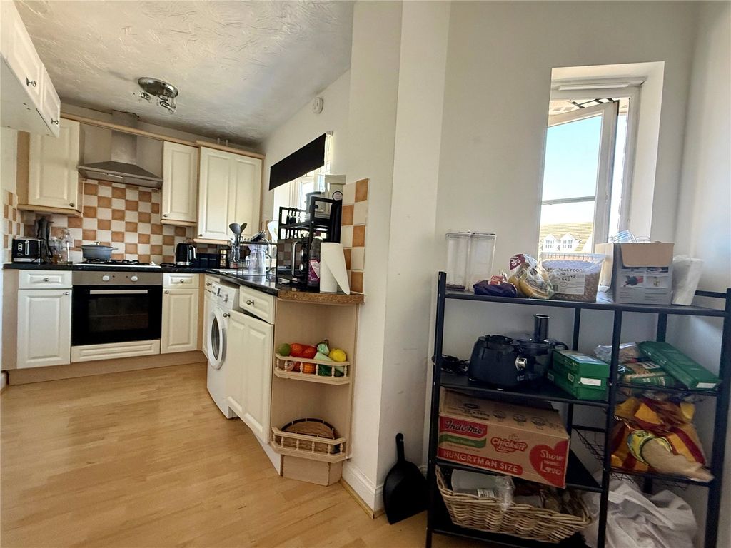 Property photo 3 of 8 Picture No. 09