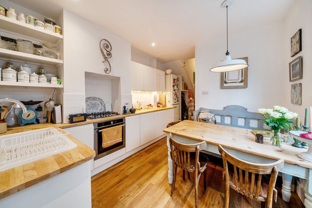 Property photo 3 of 12 Picture No. 22