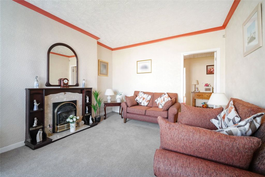 Property photo 2 of 16 Picture No. 03