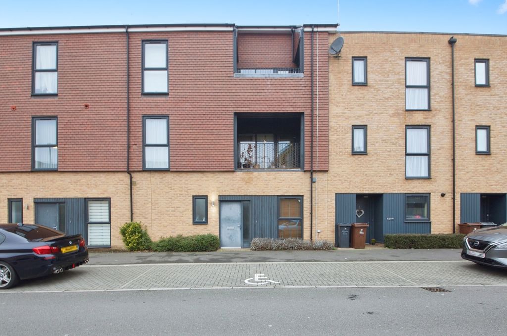 Property photo 1 of 12 Pbox-Img.Jpg