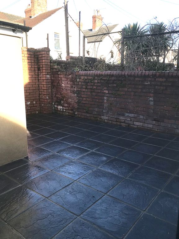 Property photo 2 of 3