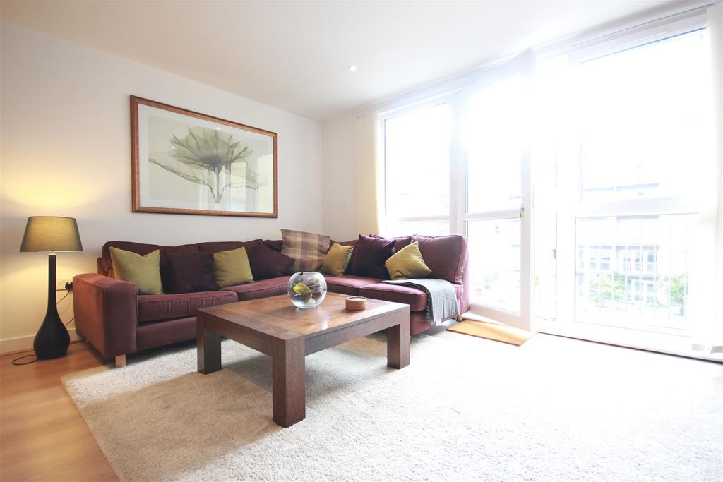 Property photo 2 of 8 Property Photo