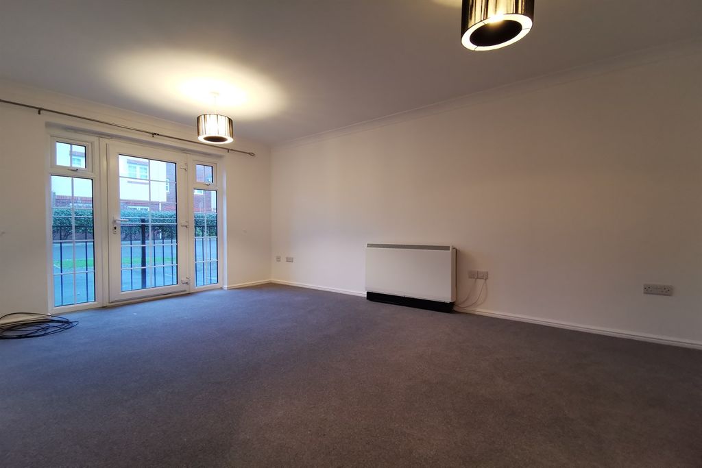 Property photo 2 of 6