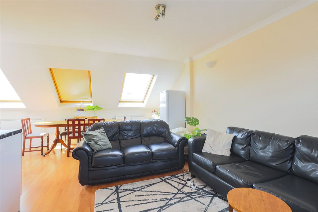 Property photo 1 of 9 Picture No. 07