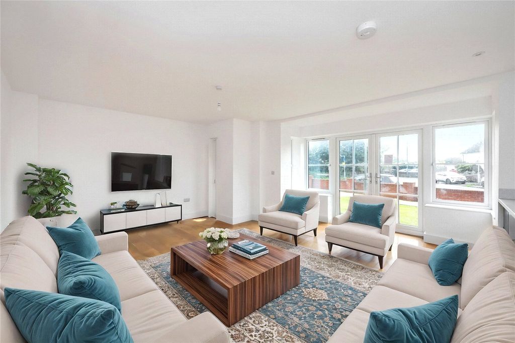 Property photo 2 of 13 Picture No. 22