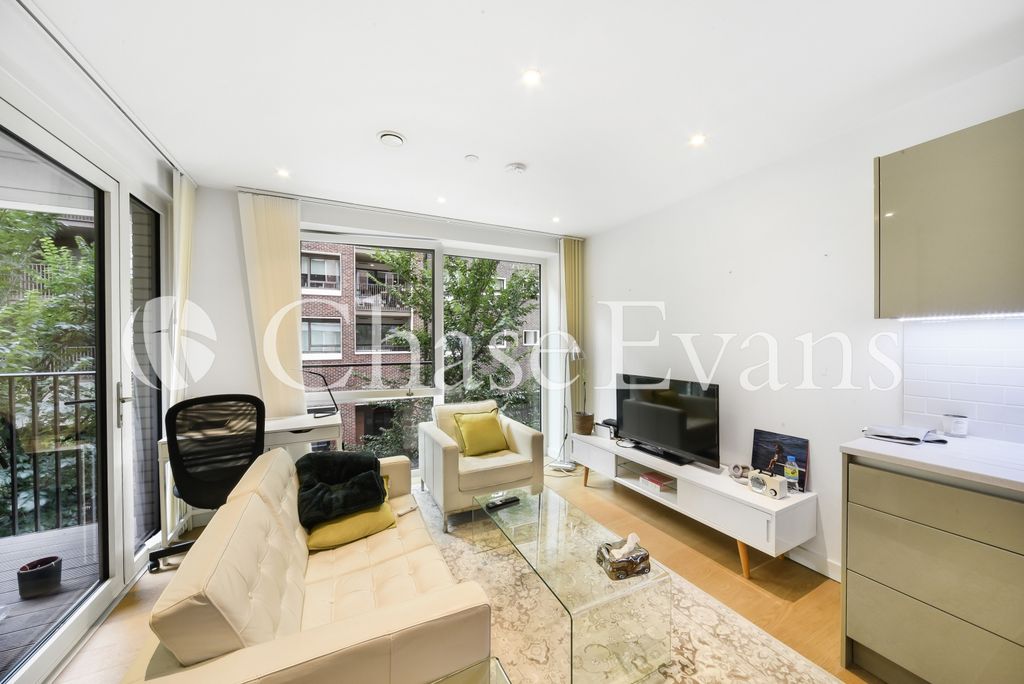 Property photo 2 of 15 Living Area - Baldwi