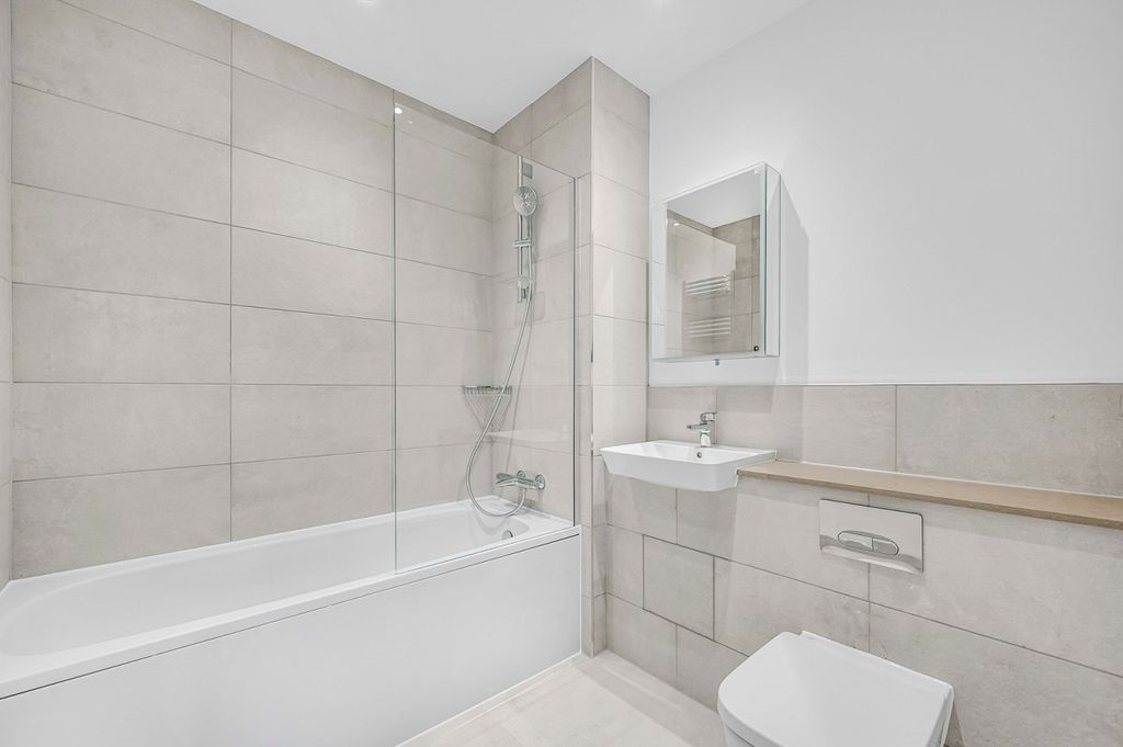 Property photo 3 of 7 Kfh_Flat_14_St_Andre