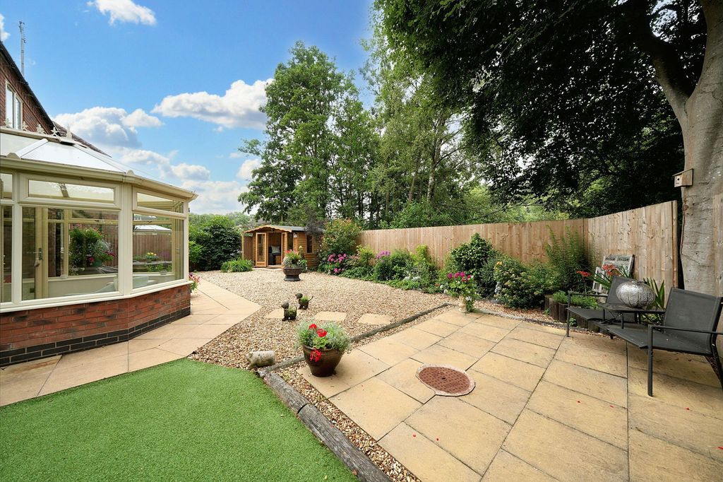 Property photo 3 of 43