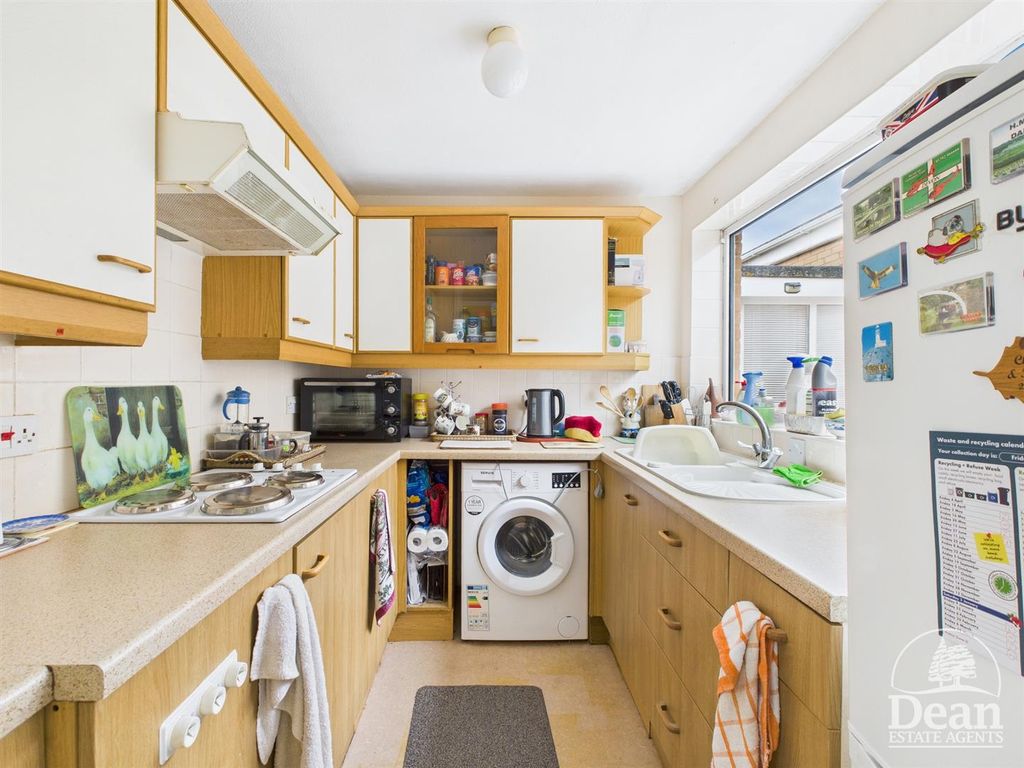 Property photo 2 of 15