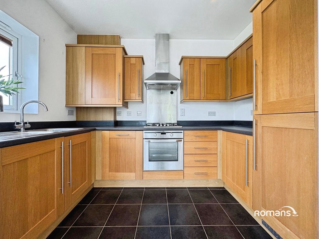 Property photo 2 of 11 Pbox-Img.Jpg