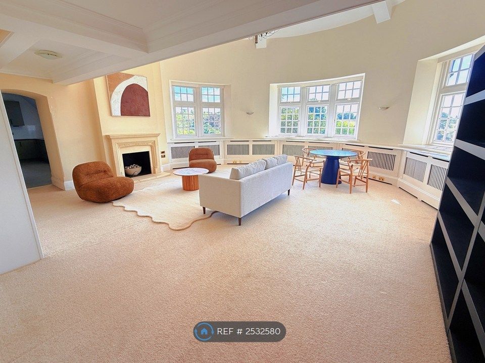 Property photo 1 of 25