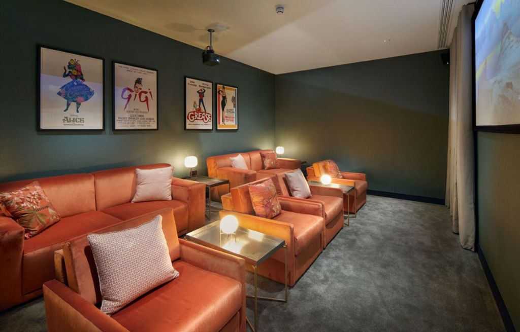 Property photo 2 of 19