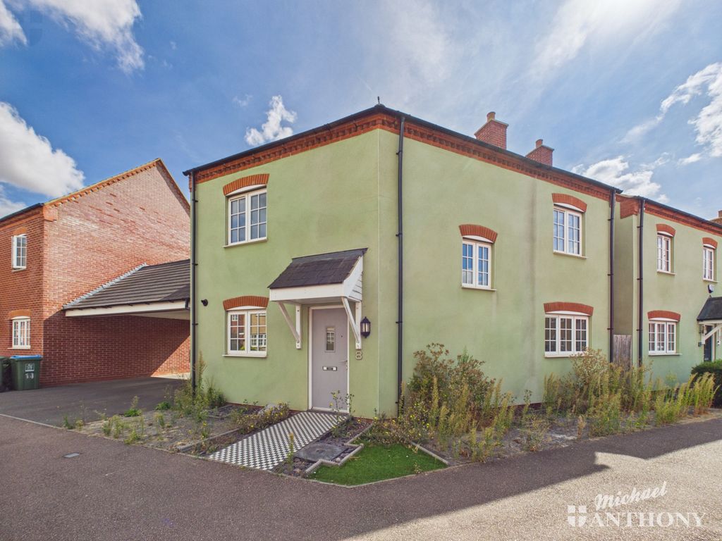 Property photo 1 of 17 Cam03852G0-Pr0767-Still002