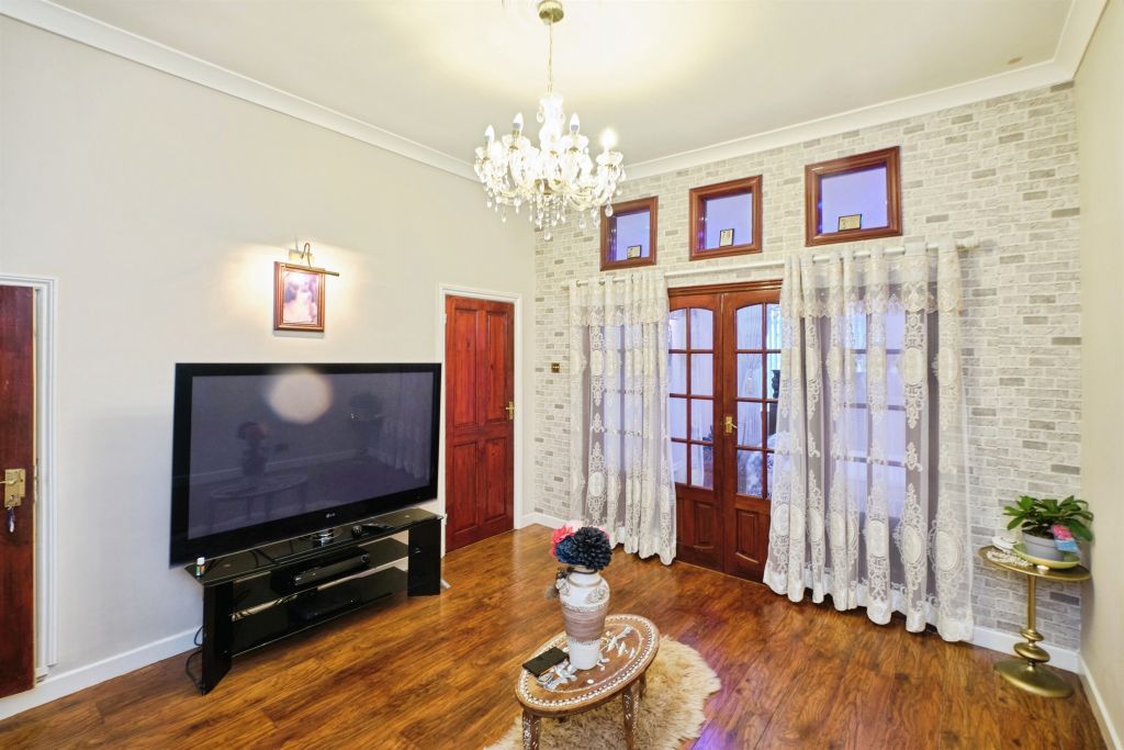 Property photo 3 of 30