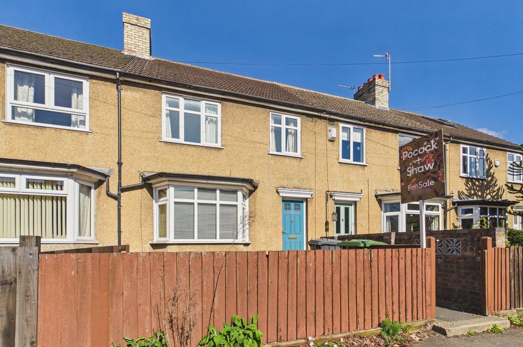 Property photo 1 of 16 Cam03259G0-Pr0262-Still001