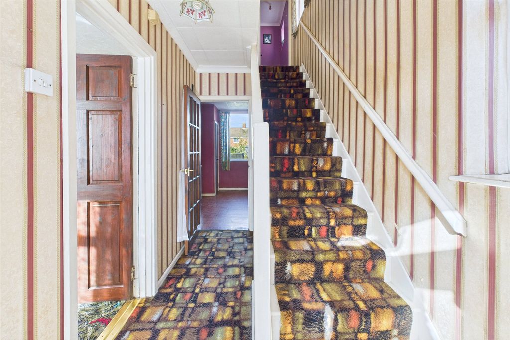 Property photo 2 of 20 Picture No. 25