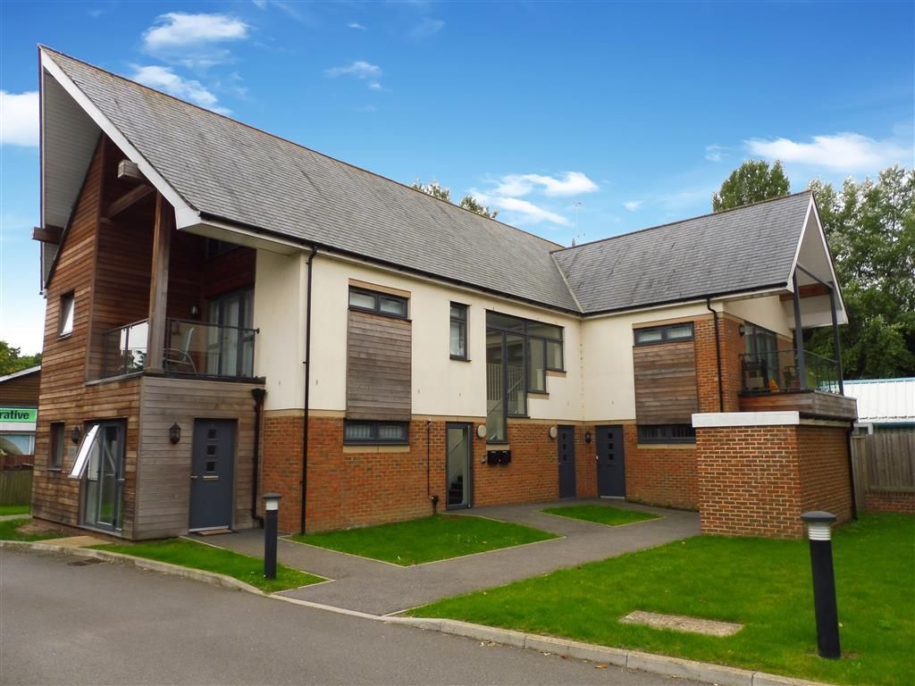 Property photo 1 of 6 Front