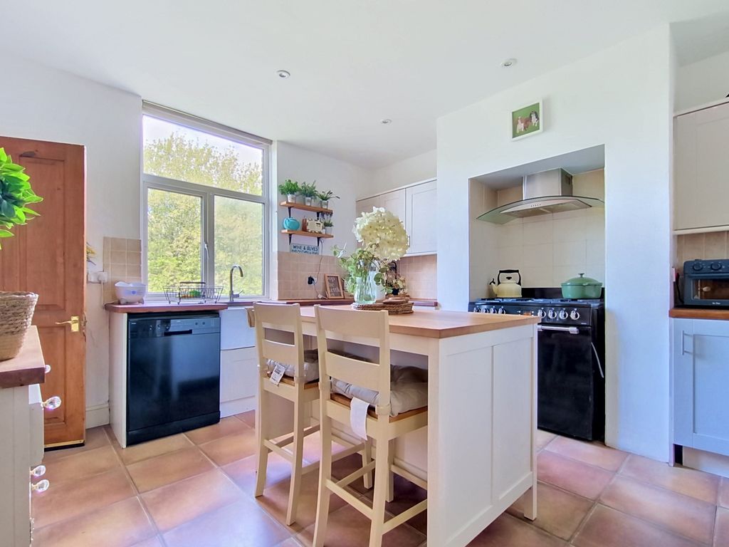 Property photo 2 of 22 19-Cliffe-Lane_00002