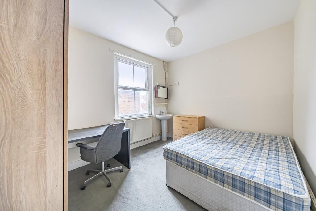 Property photo 3 of 20 Bedroom